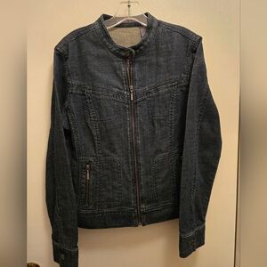 Liz Claiborne Ladie's Denim Jacket